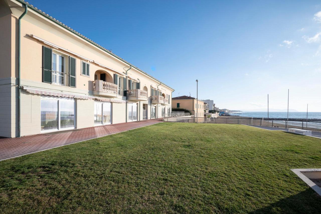 Sea View Apartment San Vincenzo Luaran gambar