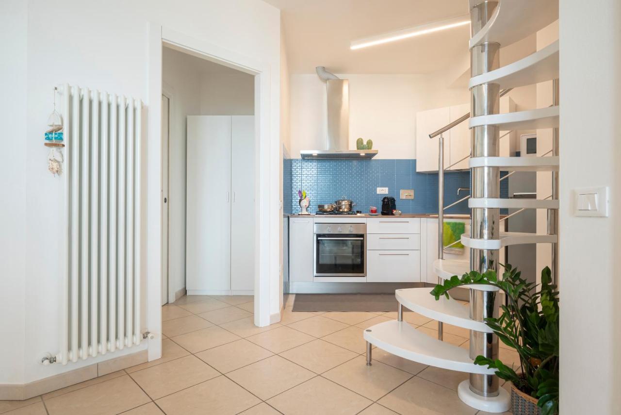 Sea View Apartment San Vincenzo Luaran gambar